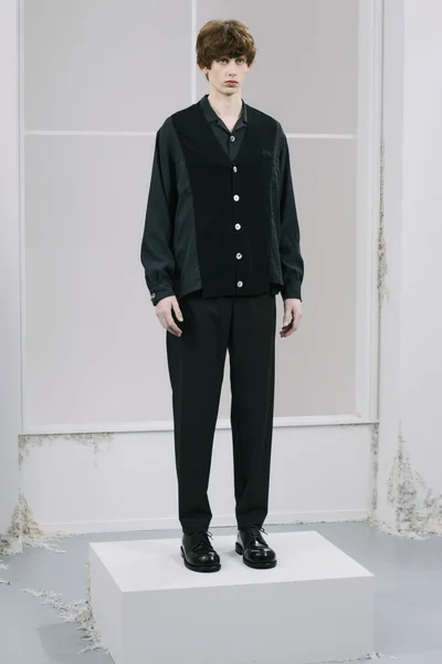 Look 14